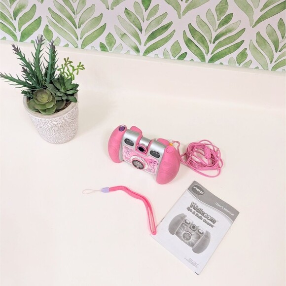 Pink vtech Camera Kidzoom Digital Camera - Picture 1 of 4